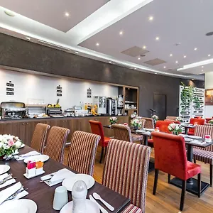 4* Hotel De Berny