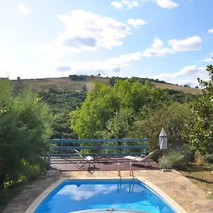 chez-trebas.midi-pyreneeshotels.com/