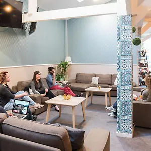  Hostel Trendy
